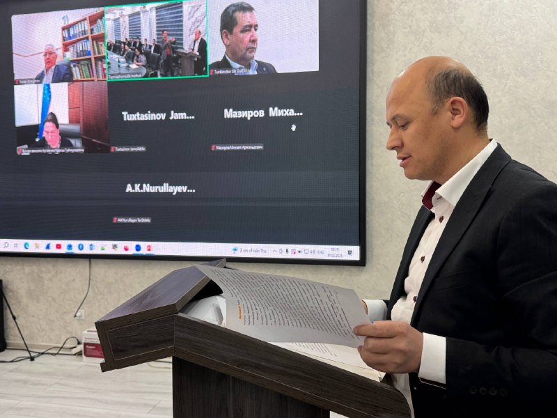Ayni damda Ilmiy darajalarini beruvchi Ilmiy Kengash majlisi davom etmoqda.