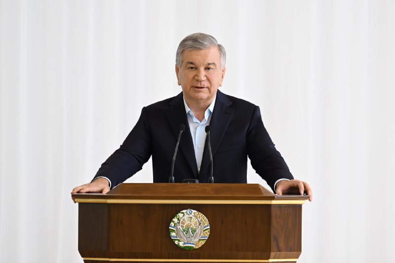 Prezident Shavkat Mirziyoyev “Yashil makon” umummilliy loyihasi doirasida koʻchat ekish tadbirida ishtirok…