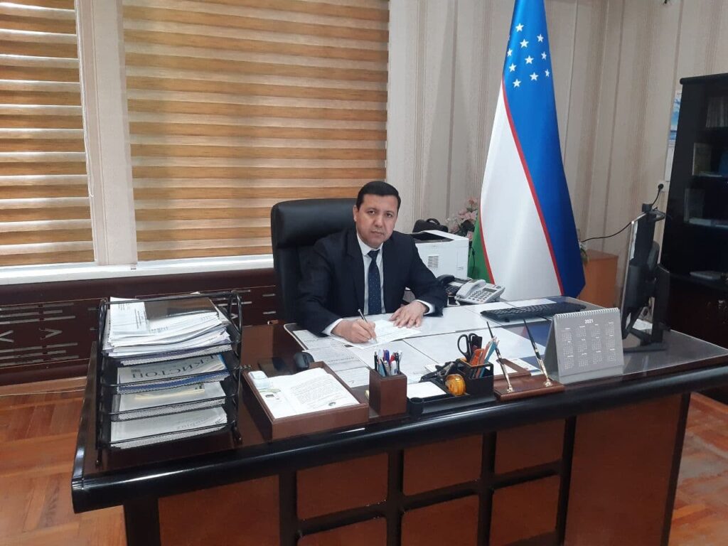 Institut hayotidan lavha