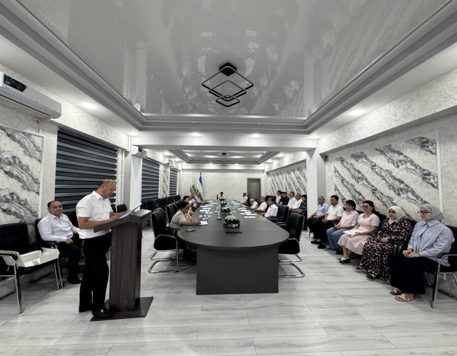 Institut hayotidan lavha
